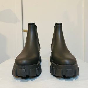 Jeffrey Campbell rainboots (dark olive)